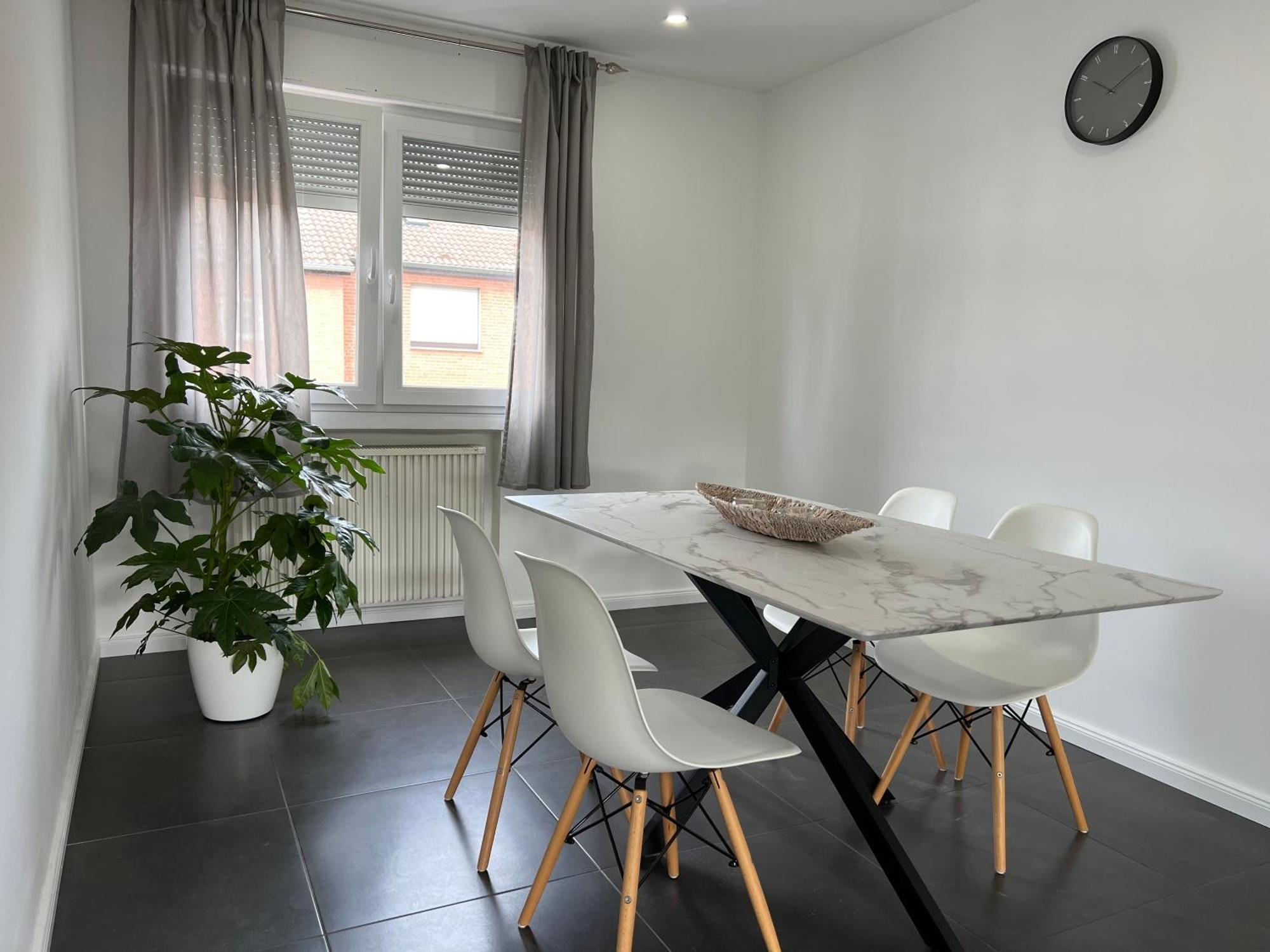 Elegante Apartment In Erftstadt Mit Balkon, Zentral, Bahnhof Nah, Phantasialand Bruehl Bei Cologne Kültér fotó
