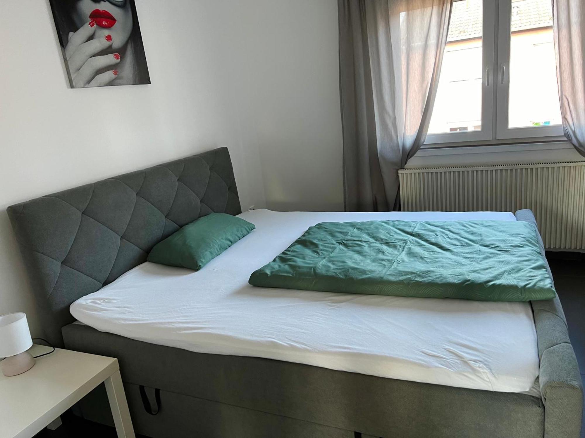Elegante Apartment In Erftstadt Mit Balkon, Zentral, Bahnhof Nah, Phantasialand Bruehl Bei Cologne Kültér fotó